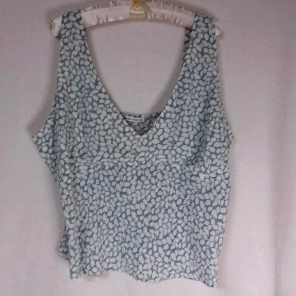 Spaghetti Strap V Neck Abercrombie & Fitch Size XL